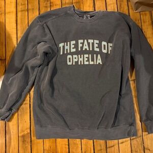 The Fate of Ophelia comfort colors sweatshirt - like new!